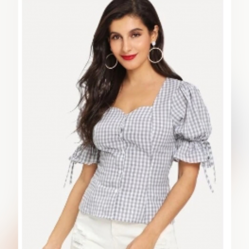 *NWOT* Gingham Puff Sleeve Top - Gray